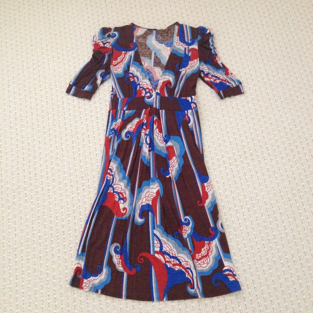 T-Bags  deep V neck print Dress with puff sleeves